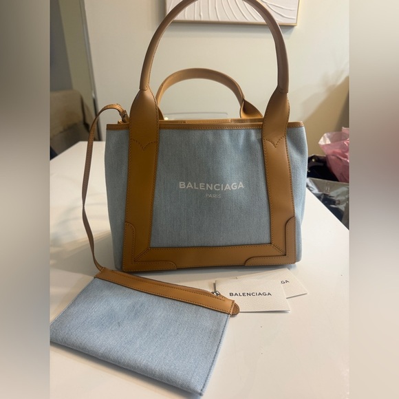 Balenciaga Blue and Tan Tote with Structured Design - Picture 3 of 7
